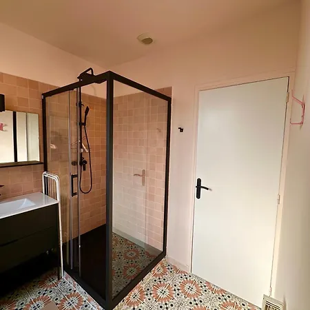 公寓 Le 101 Dans Village Parking Facile *